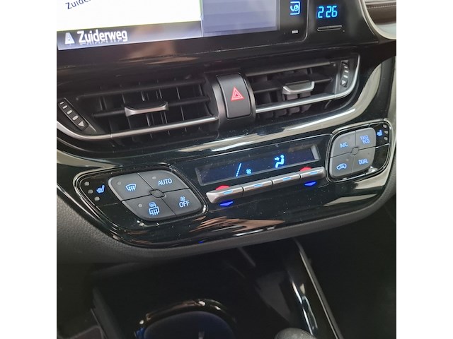 Personenauto, toyota, c-hr, 1.8 hybrid bi-tone, 2017 - afbeelding 39 van  73