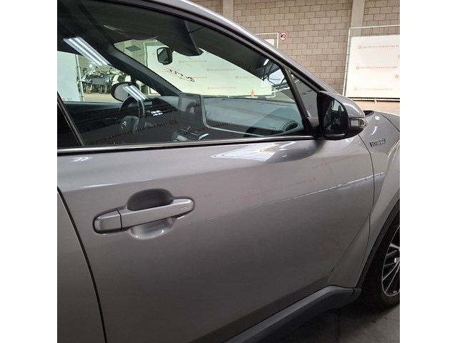 Personenauto, toyota, c-hr, 1.8 hybrid bi-tone, 2017 - afbeelding 67 van  73