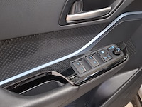 Personenauto, toyota, c-hr - afbeelding 3 van  45