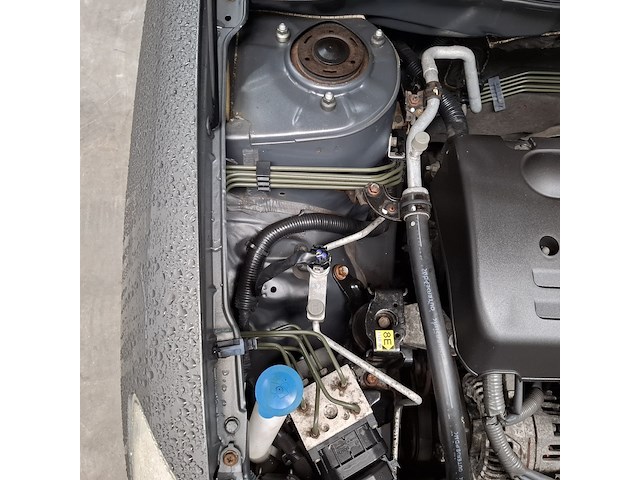 Personenauto, toyota, corolla, 1.4 vvt-i terra, 2005 - afbeelding 38 van  46