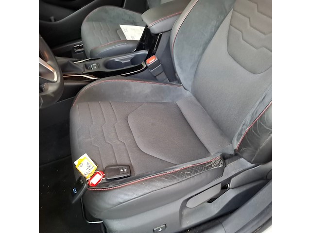 Personenauto, toyota, corolla 2.0 hybrid executive - afbeelding 36 van  79