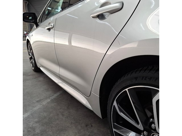 Personenauto, toyota, corolla 2.0 hybrid - afbeelding 20 van  71