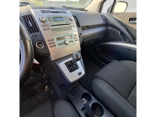 Personenauto, toyota, corolla verso 1.8, 1.8 vvt-i sol 7p., 2005 - afbeelding 32 van  49