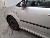 Personenauto, toyota, corolla verso, 1.8 vvt-i sol 7p., 2004 - afbeelding 2 van  57