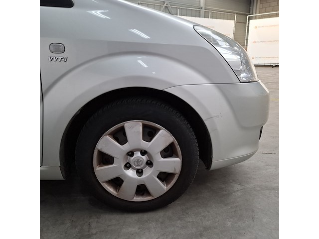 Personenauto, toyota, corolla verso, 1.8 vvt-i sol 7p., 2004 - afbeelding 13 van  57