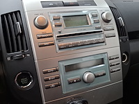 Personenauto, toyota, corolla verso, 1.8 vvt-i sol 7p., 2004 - afbeelding 30 van  57