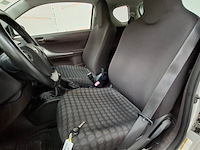 Personenauto, toyota, iq, 1.0 vvti comfort, 2009 - afbeelding 30 van  65
