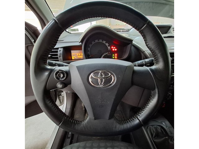 Personenauto, toyota, iq, 1.0 vvti comfort, 2009 - afbeelding 31 van  65
