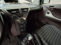 Personenauto, toyota, iq, 1.0 vvti comfort, 2009 - afbeelding 39 van  65
