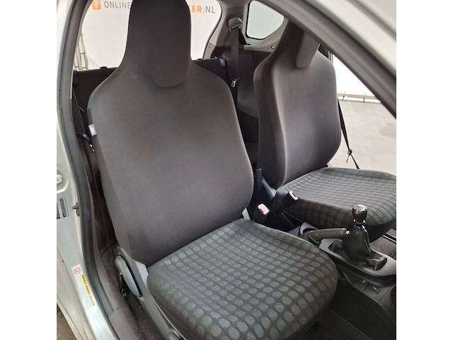 Personenauto, toyota, iq, 1.0 vvti comfort, 2009 - afbeelding 48 van  65