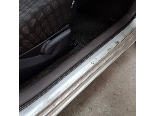 Personenauto, toyota, iq, 1.0 vvti comfort, 2009 - afbeelding 49 van  65