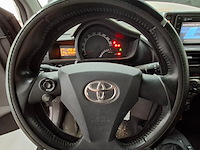 Personenauto, toyota, iq, 1.0 vvti comfort, 2010 - afbeelding 38 van  71
