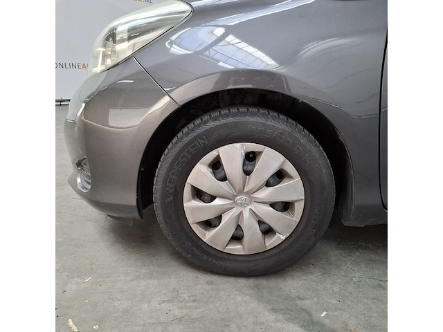 Personenauto, toyota, yaris, 1.0 vvt-i aspiration, 2012 - afbeelding 2 van  61