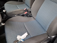 Personenauto, toyota, yaris, 1.0 vvt-i aspiration, 2012 - afbeelding 22 van  61