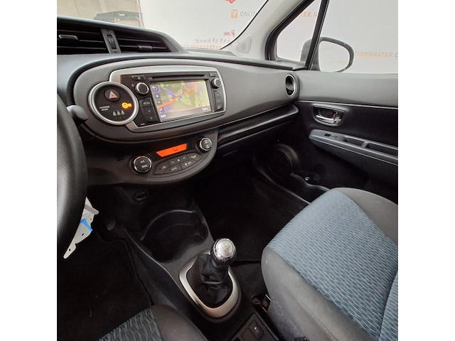 Personenauto, toyota, yaris, 1.0 vvt-i aspiration, 2012 - afbeelding 30 van  61
