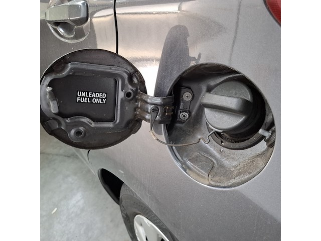 Personenauto, toyota, yaris, 1.0 vvt-i aspiration, 2012 - afbeelding 50 van  61