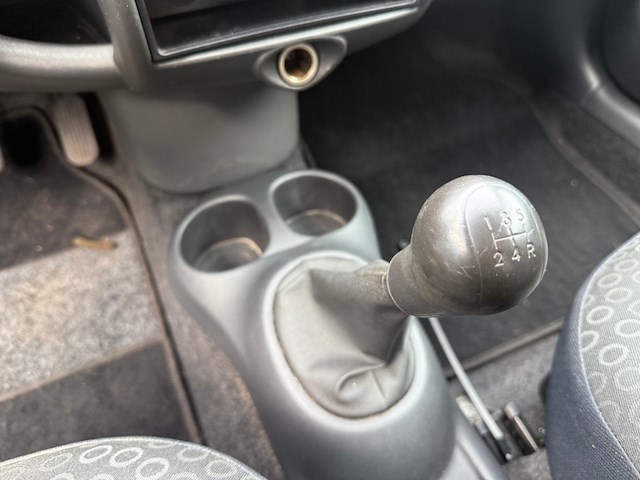 Personenauto, toyota, yaris, 1.0 vvt-i, blauw, 2005 - afbeelding 15 van  24