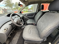 Personenauto, toyota, yaris, 1.0 vvt-i, blauw, 2005 - afbeelding 16 van  24