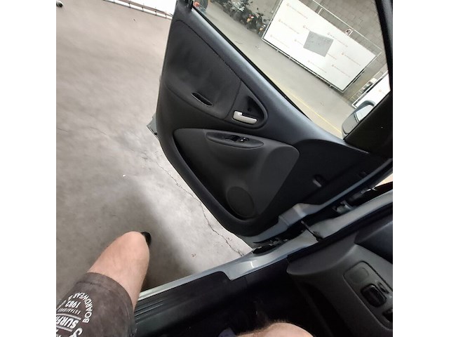 Personenauto, toyota, yaris, 1.0 vvt-i terra, 2005 - afbeelding 35 van  70