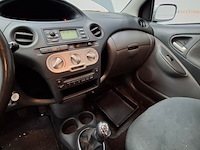 Personenauto, toyota, yaris, 1.0 vvt-i terra, 2005 - afbeelding 42 van  70