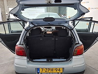 Personenauto, toyota, yaris, 1.0 vvt-i terra, 2005 - afbeelding 47 van  70