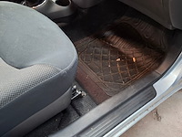 Personenauto, toyota, yaris, 1.0 vvt-i terra, 2005 - afbeelding 54 van  70