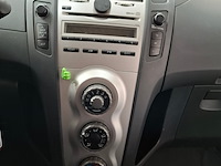 Personenauto, toyota, yaris, 1.0 vvti +, 2008 - afbeelding 13 van  22