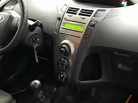 Personenauto, toyota, yaris, 1.0 vvti acces, 2011 - afbeelding 27 van  38