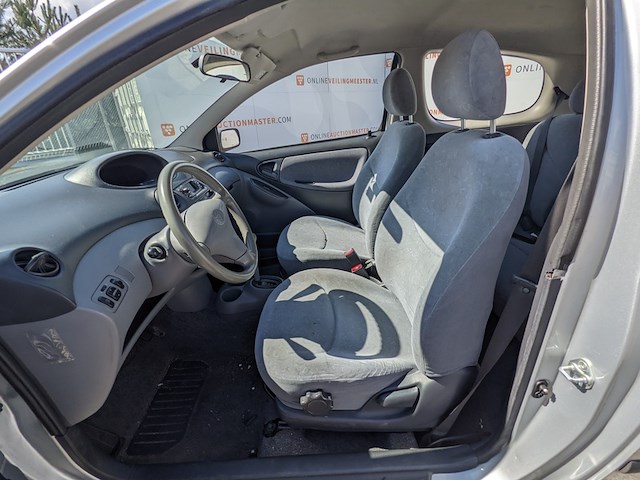 Personenauto, toyota, yaris 1.3-16v vvt-i sol, 2000 - afbeelding 3 van  45