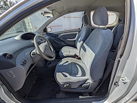 Personenauto, toyota, yaris 1.3-16v vvt-i sol, 2000 - afbeelding 3 van  45