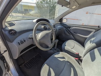 Personenauto, toyota, yaris 1.3-16v vvt-i sol, 2000 - afbeelding 4 van  45