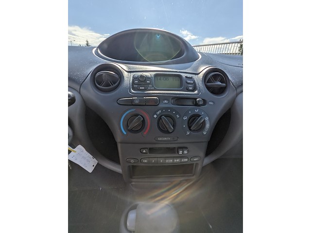 Personenauto, toyota, yaris 1.3-16v vvt-i sol, 2000 - afbeelding 6 van  45