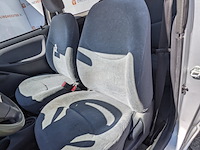 Personenauto, toyota, yaris 1.3-16v vvt-i sol, 2000 - afbeelding 15 van  45