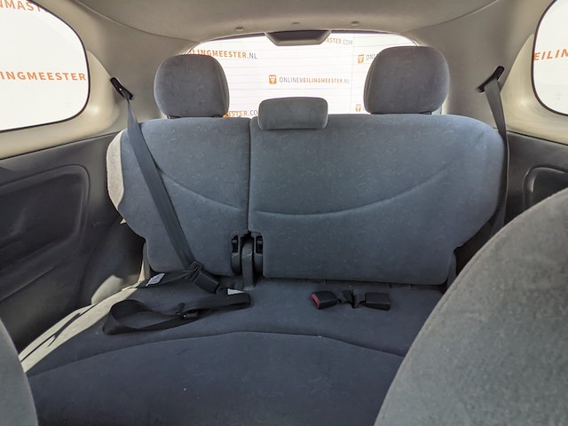 Personenauto, toyota, yaris 1.3-16v vvt-i sol, 2000 - afbeelding 16 van  45