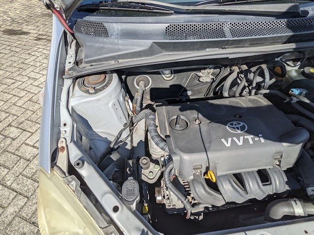 Personenauto, toyota, yaris 1.3-16v vvt-i sol, 2000 - afbeelding 24 van  45