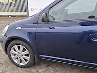 Personenauto, toyota, yaris, 1.3-16v vvt-i sol, 2002 - afbeelding 2 van  37