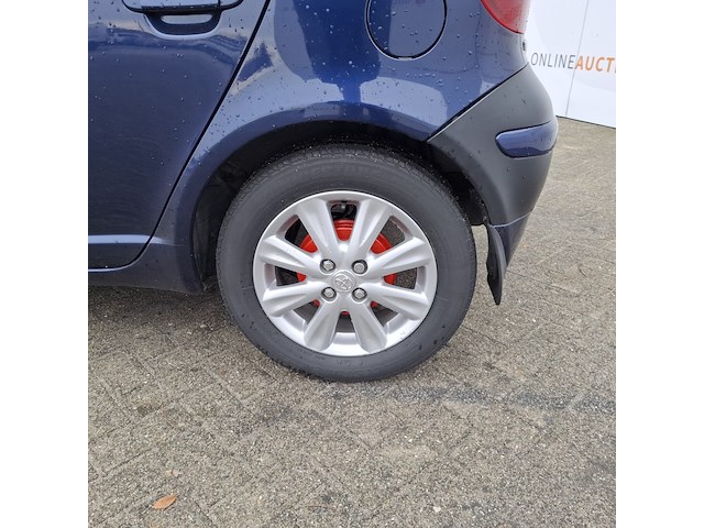 Personenauto, toyota, yaris, 1.3-16v vvt-i sol, 2002 - afbeelding 5 van  37