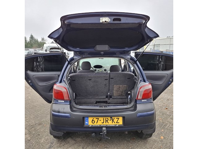 Personenauto, toyota, yaris, 1.3-16v vvt-i sol, 2002 - afbeelding 17 van  37