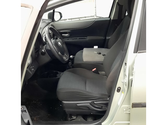 Personenauto, toyota, yaris, 1.3 vvt-i aspiration, 2012 - afbeelding 10 van  34