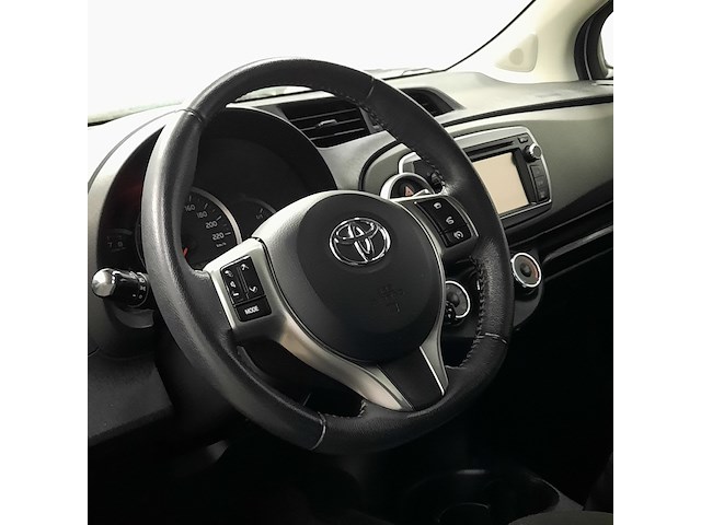 Personenauto, toyota, yaris, 1.3 vvt-i aspiration, 2012 - afbeelding 13 van  34
