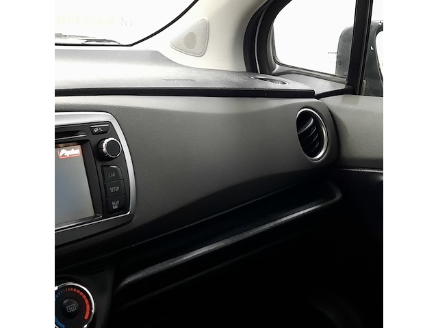 Personenauto, toyota, yaris, 1.3 vvt-i aspiration, 2012 - afbeelding 18 van  34