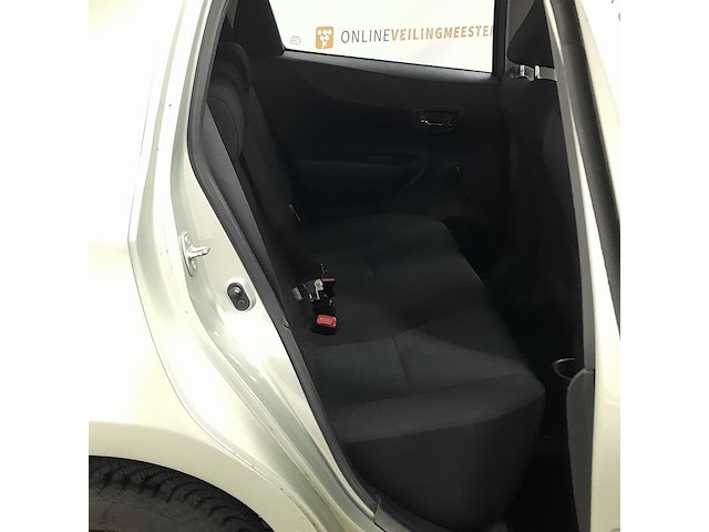 Personenauto, toyota, yaris, 1.3 vvt-i aspiration, 2012 - afbeelding 22 van  34