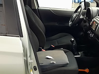 Personenauto, toyota, yaris, 1.3 vvt-i aspiration, 2012 - afbeelding 24 van  34