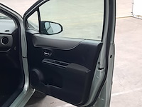 Personenauto, toyota, yaris, 1.3 vvt-i aspiration, 2012 - afbeelding 26 van  34