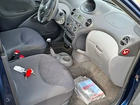Personenauto, toyota, yaris, 1.3 vvt-i luna, 2002 - afbeelding 7 van  31