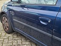 Personenauto, toyota, yaris, 1.3 vvt-i luna, 2002 - afbeelding 17 van  31