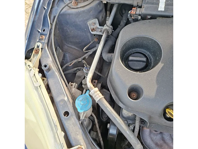Personenauto, toyota, yaris, 1.3 vvt-i luna, 2002 - afbeelding 29 van  31