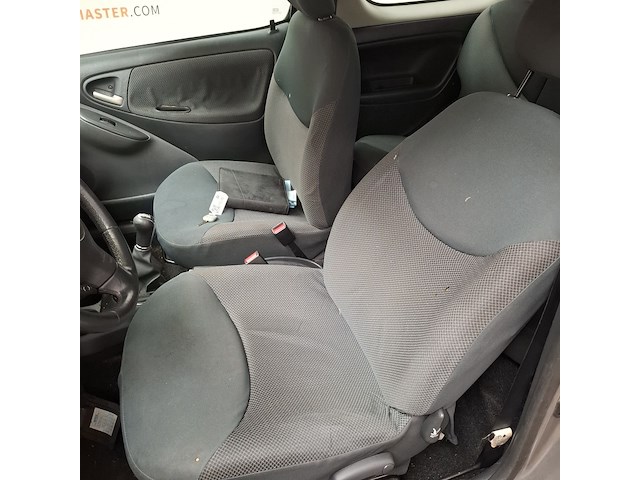 Personenauto, toyota, yaris, 1.3 vvt-i sol, grijs, 2004 - afbeelding 6 van  34