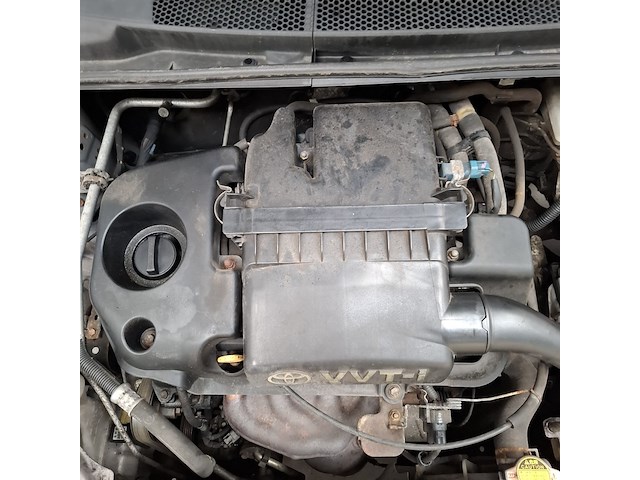 Personenauto, toyota, yaris, 1.3 vvt-i sol, grijs, 2004 - afbeelding 24 van  34