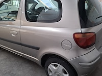 Personenauto, toyota, yaris, 1.3 vvt-i sol, grijs, 2004 - afbeelding 31 van  34